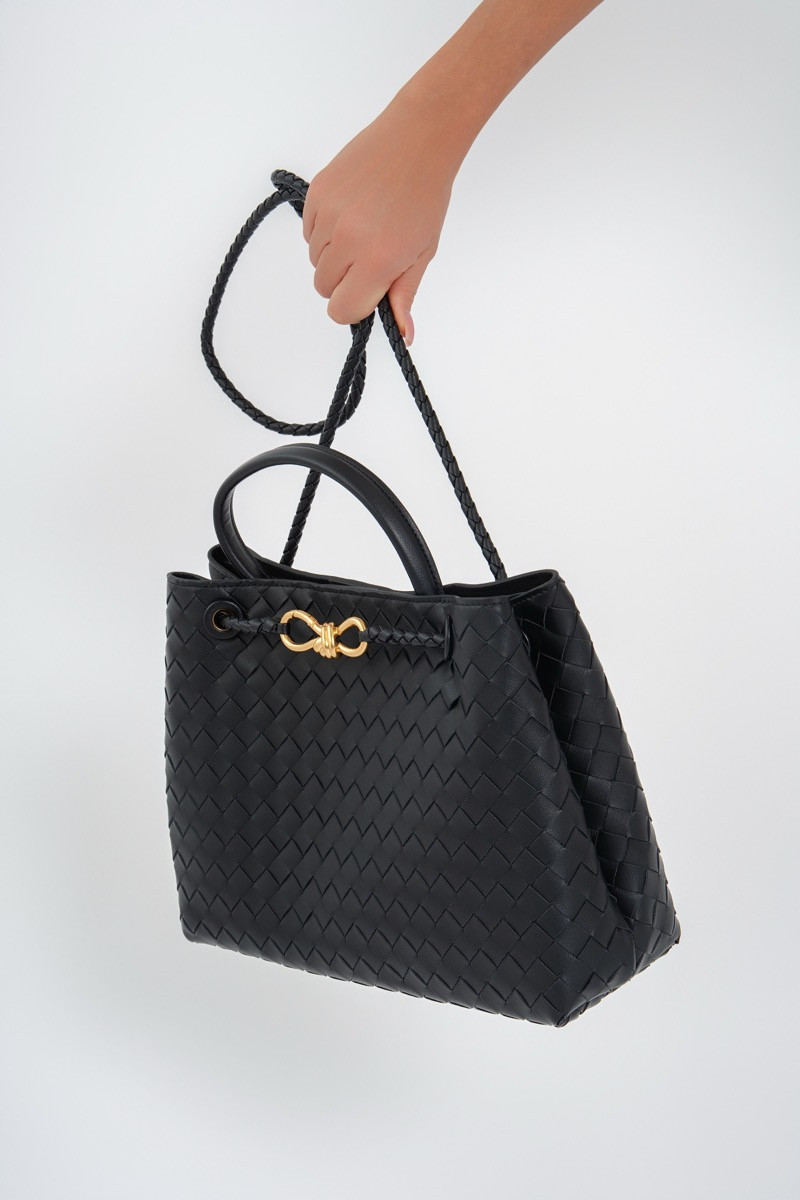 Чанта venetta black Чанта venetta black