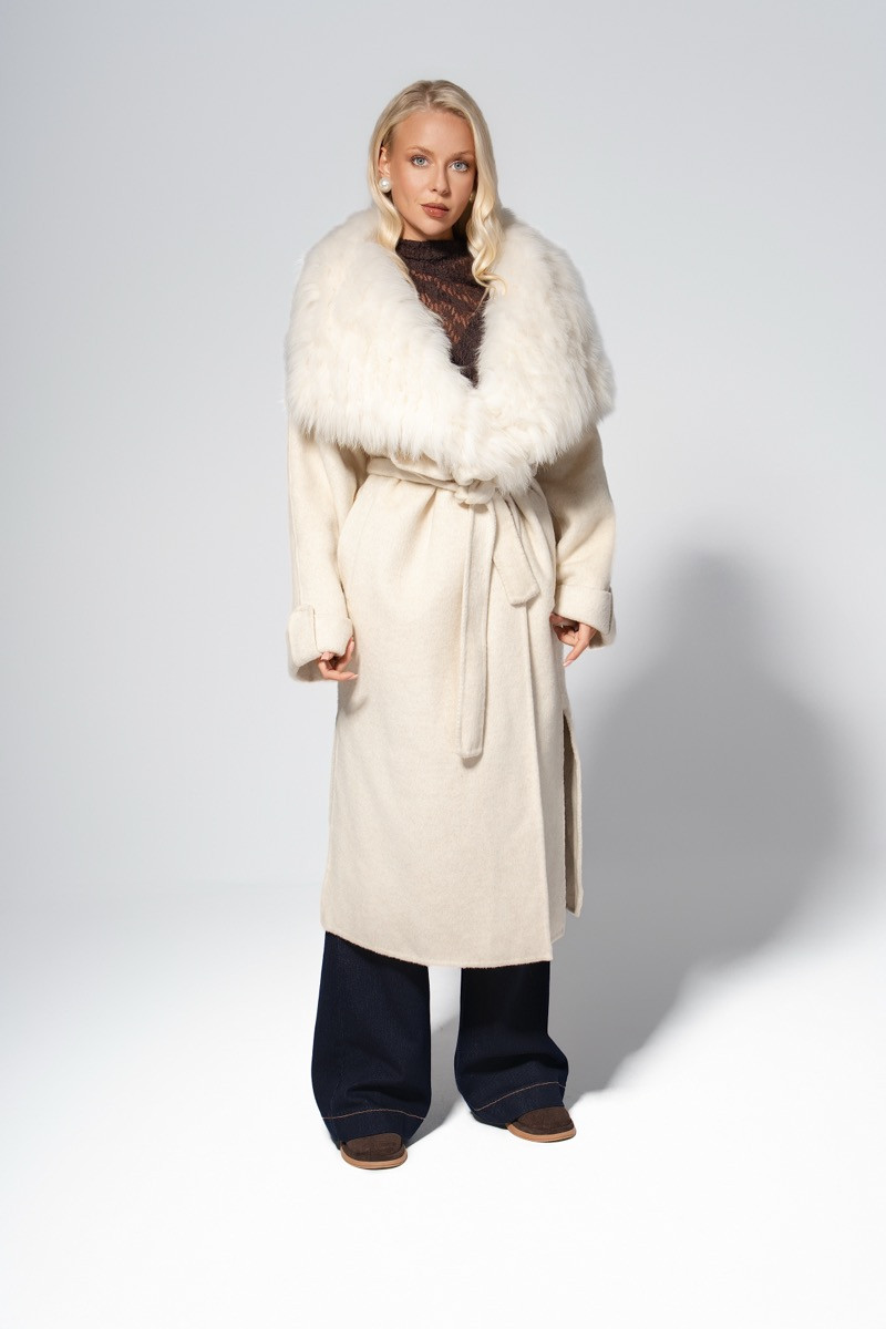 Палто ivory majesty Палто ivory majesty